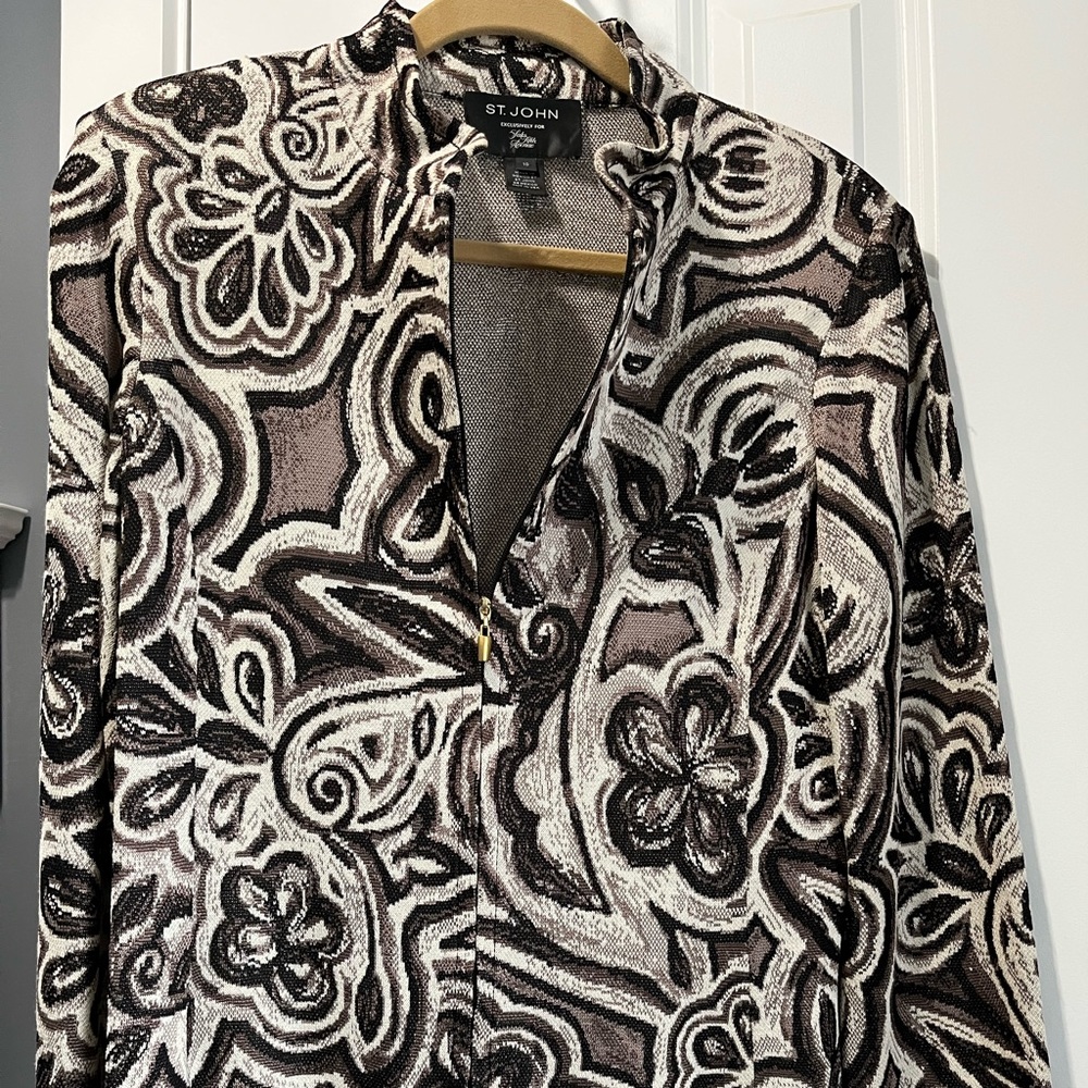 St. John’s full zipper sweater Jacket